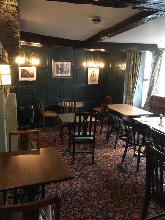 The Talbot Hotel Cleobury Mortimer Exteriör bild