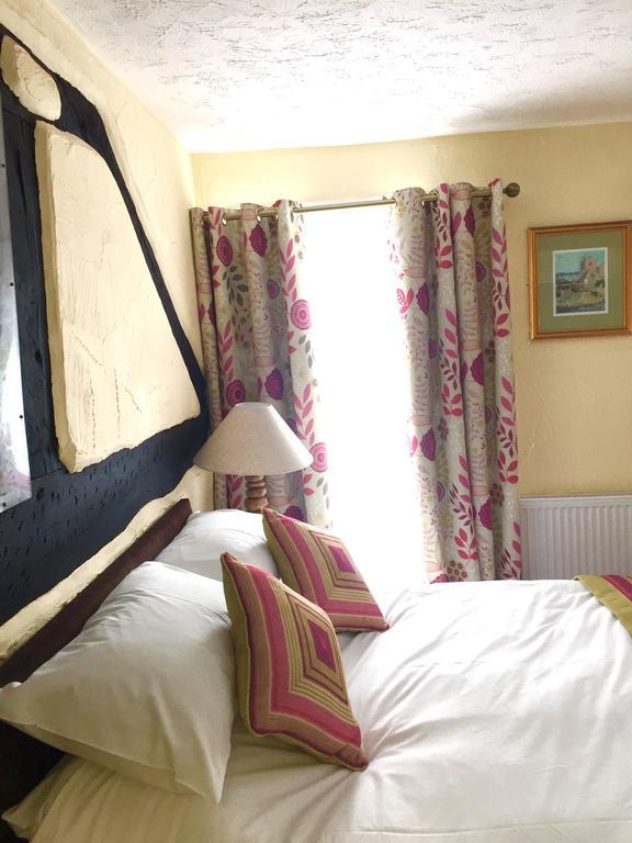The Talbot Hotel Cleobury Mortimer Exteriör bild