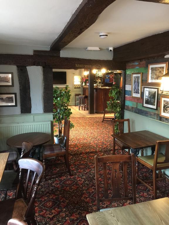 The Talbot Hotel Cleobury Mortimer Exteriör bild
