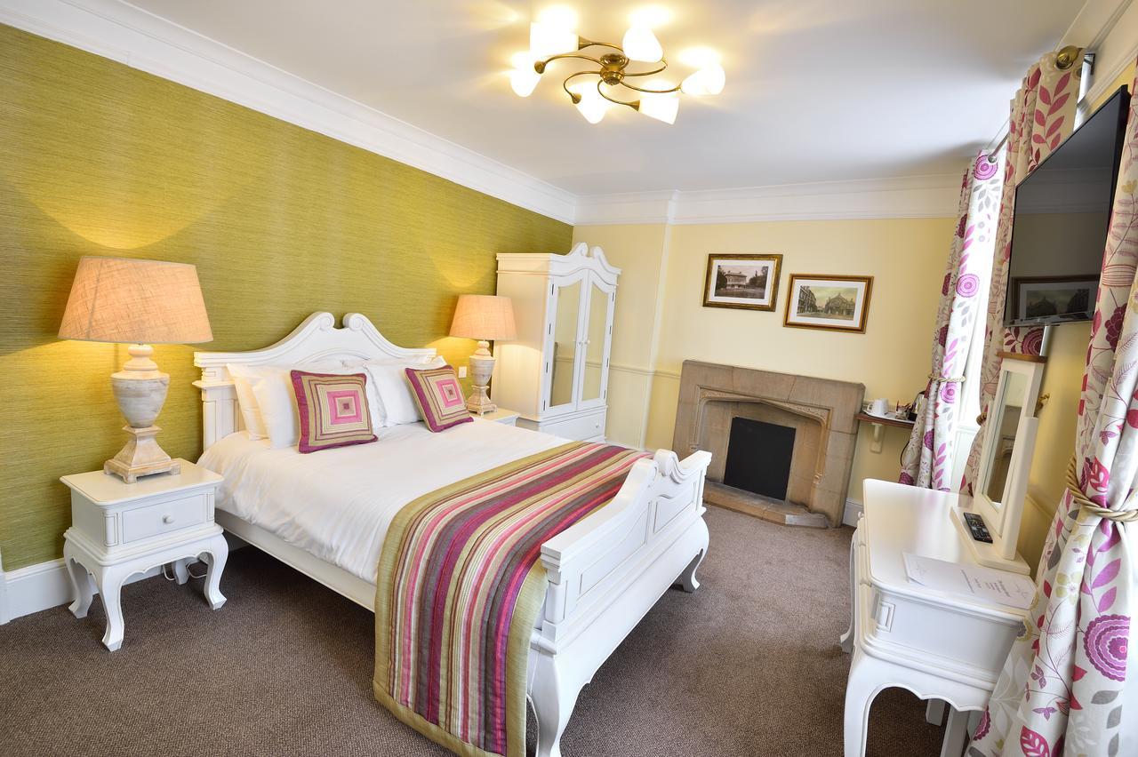 The Talbot Hotel Cleobury Mortimer Exteriör bild