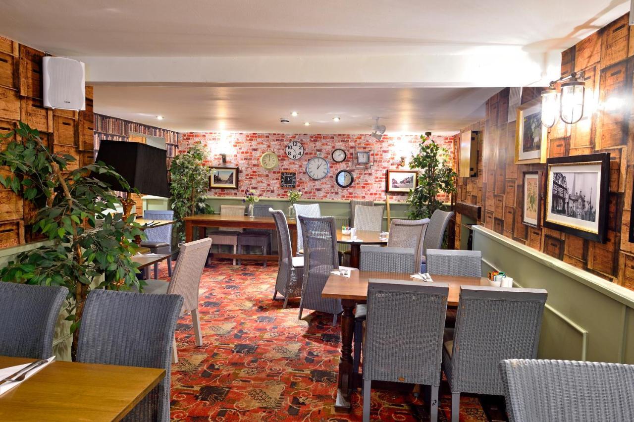 The Talbot Hotel Cleobury Mortimer Exteriör bild