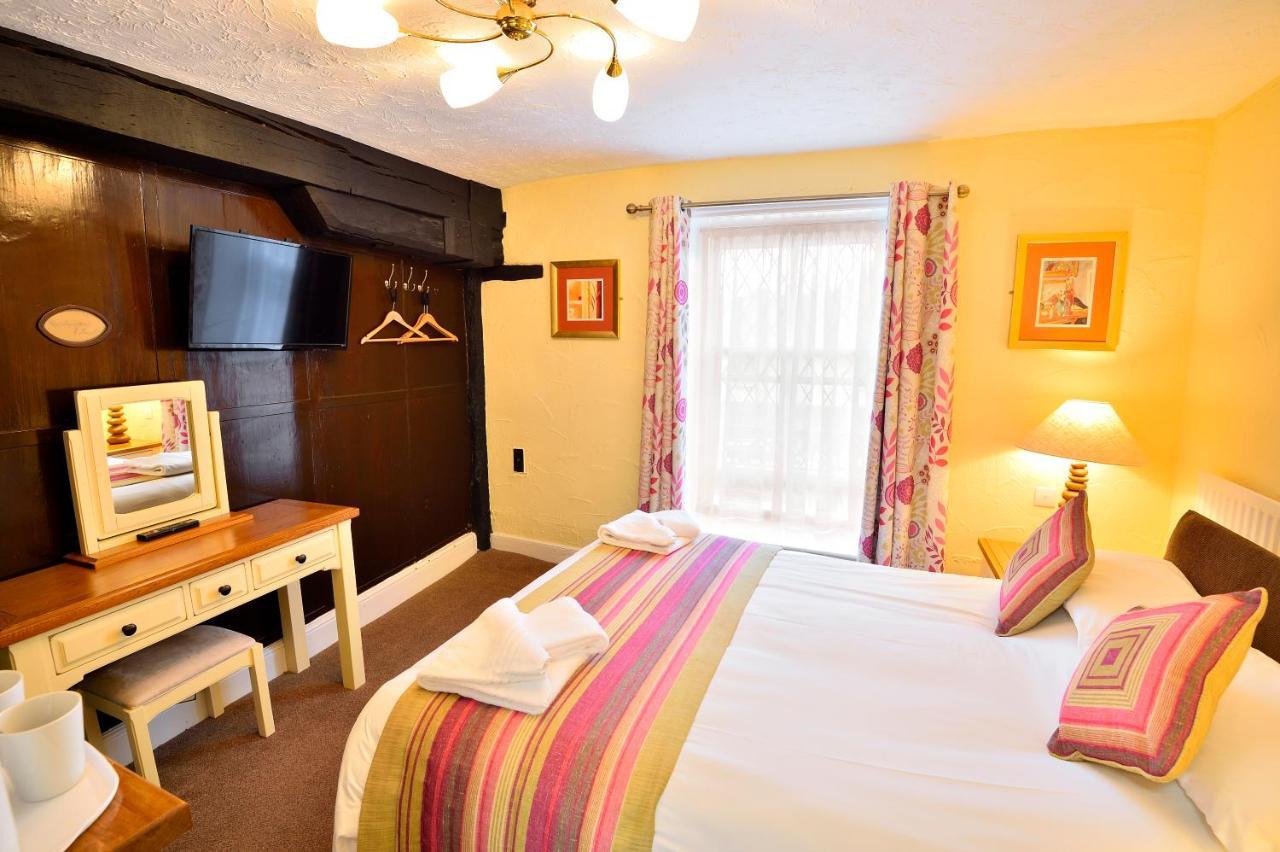 The Talbot Hotel Cleobury Mortimer Exteriör bild